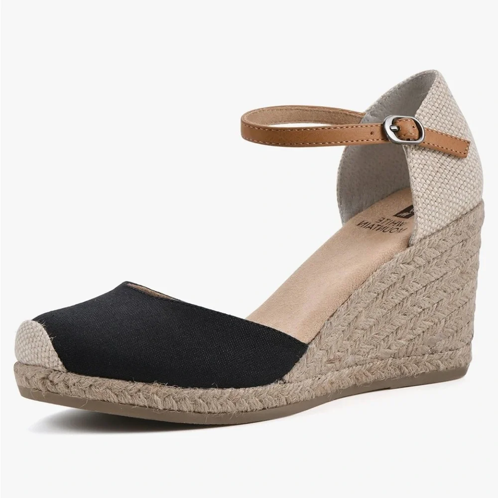 White Mountain Women's Black and Tan Shoes - Picture 10 of 10